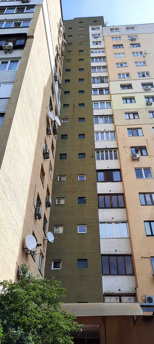 1740062678661370