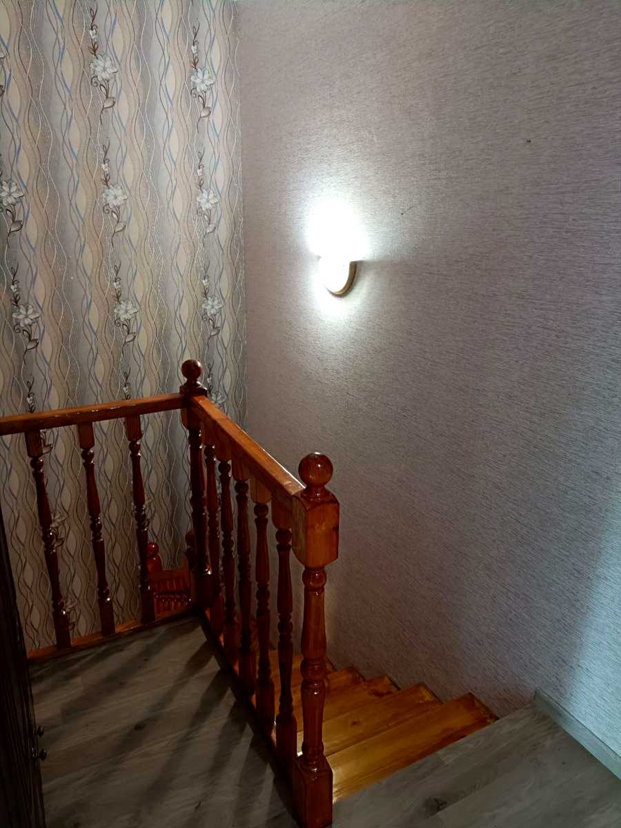 1839780160830293