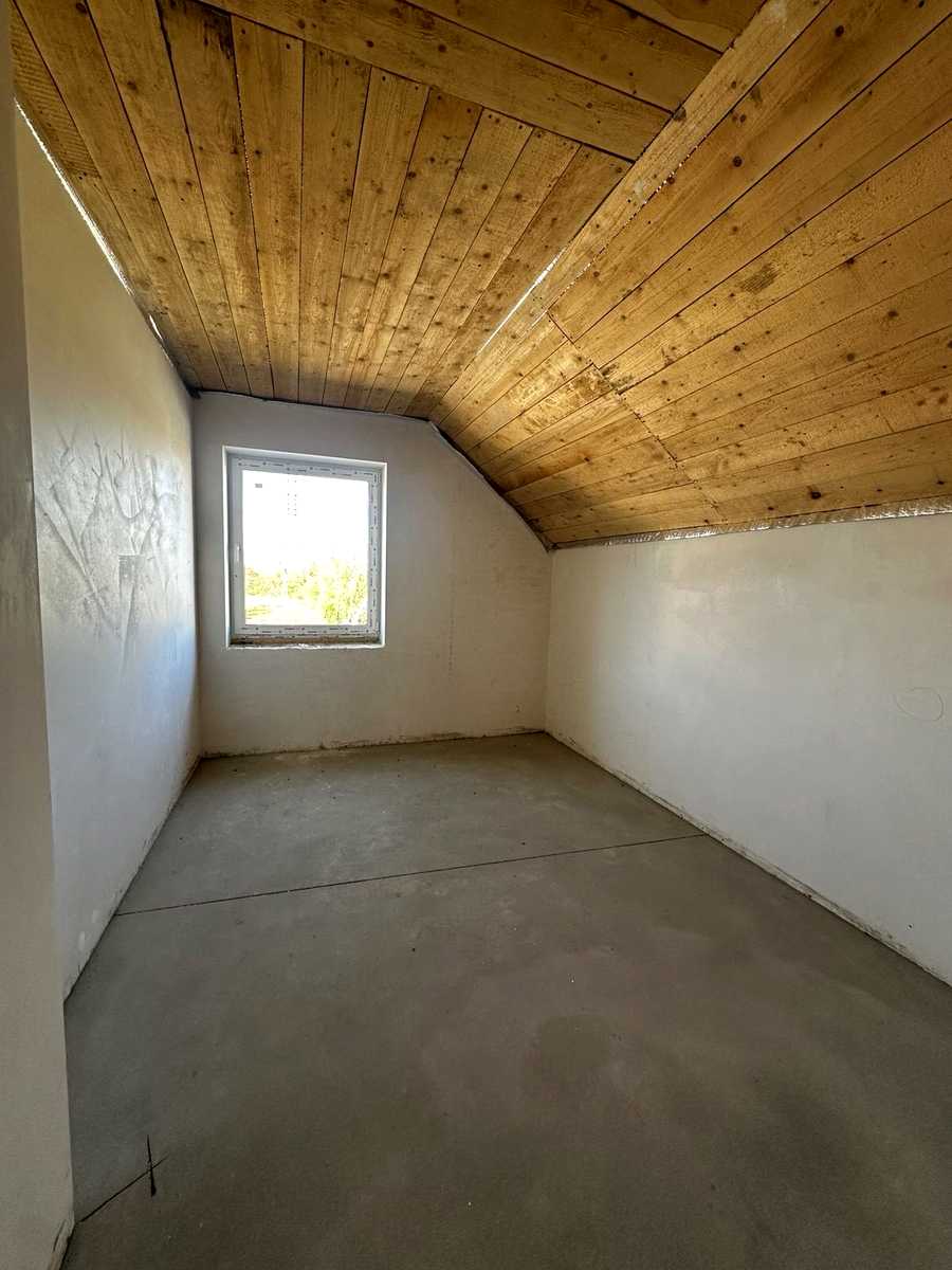 1846852246228691