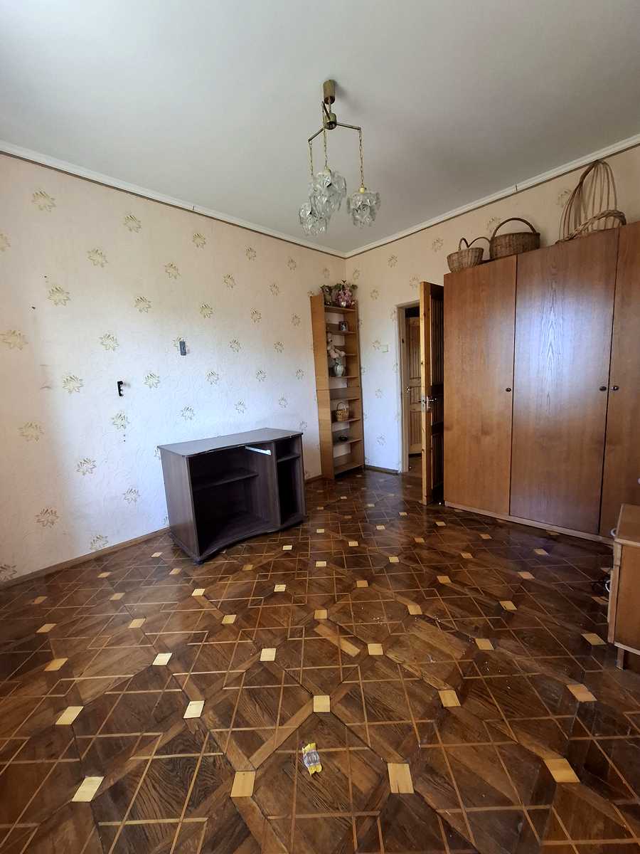 1841687298088161