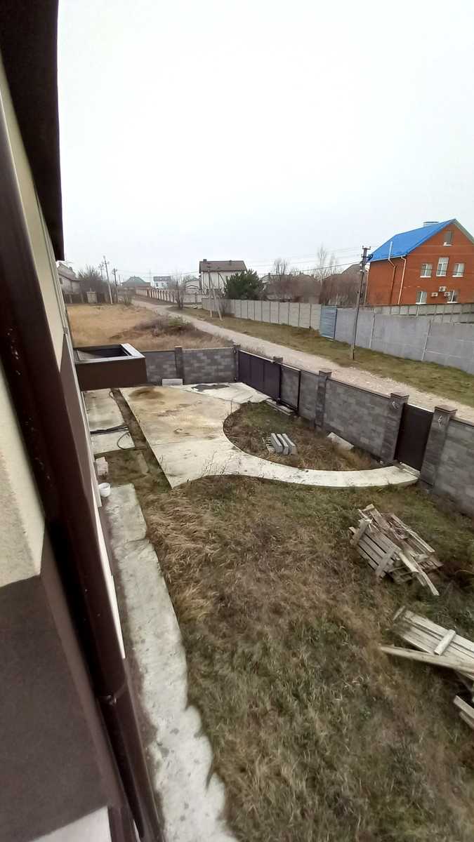 1822485470356193
