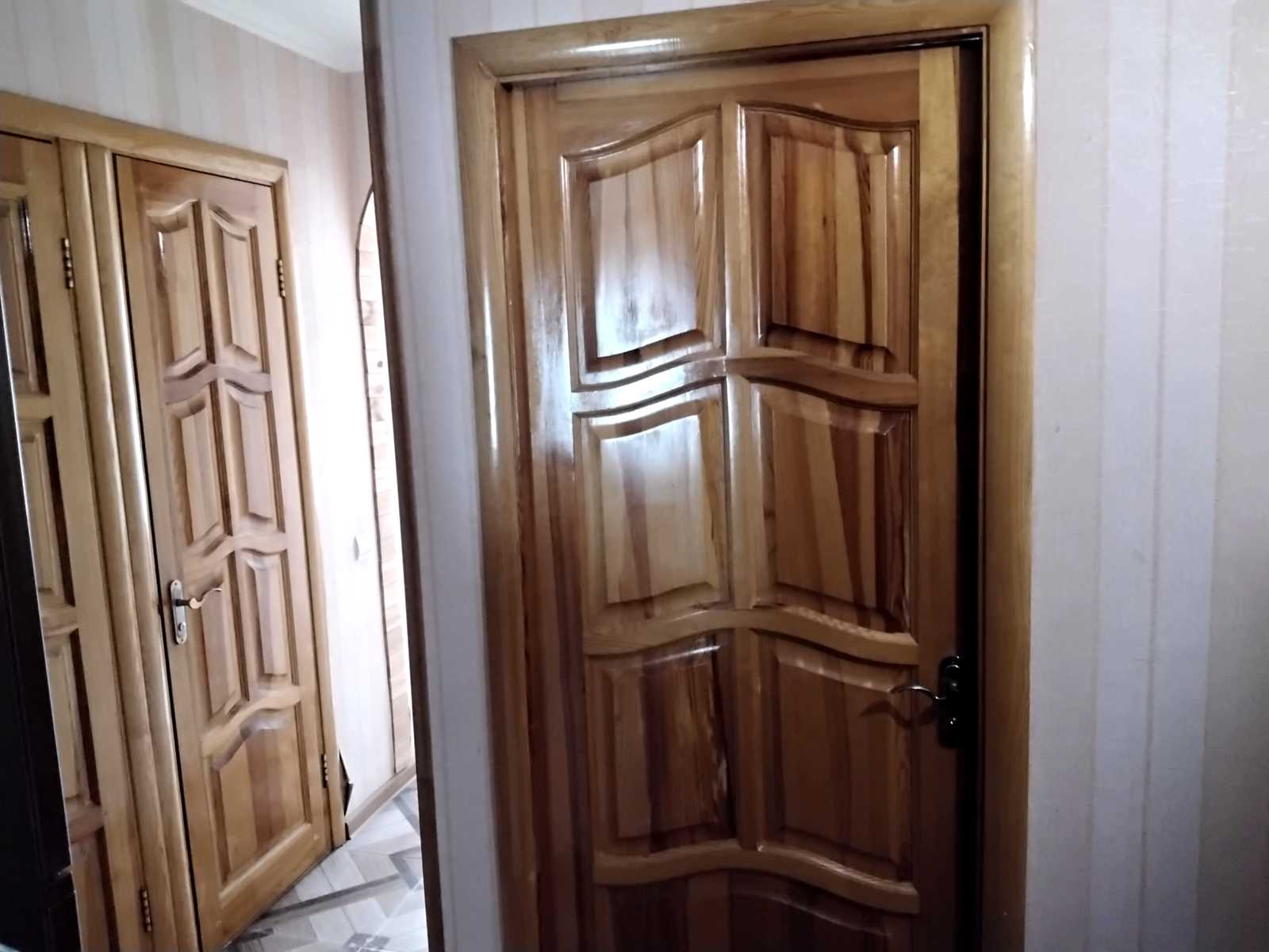 1762800053532355