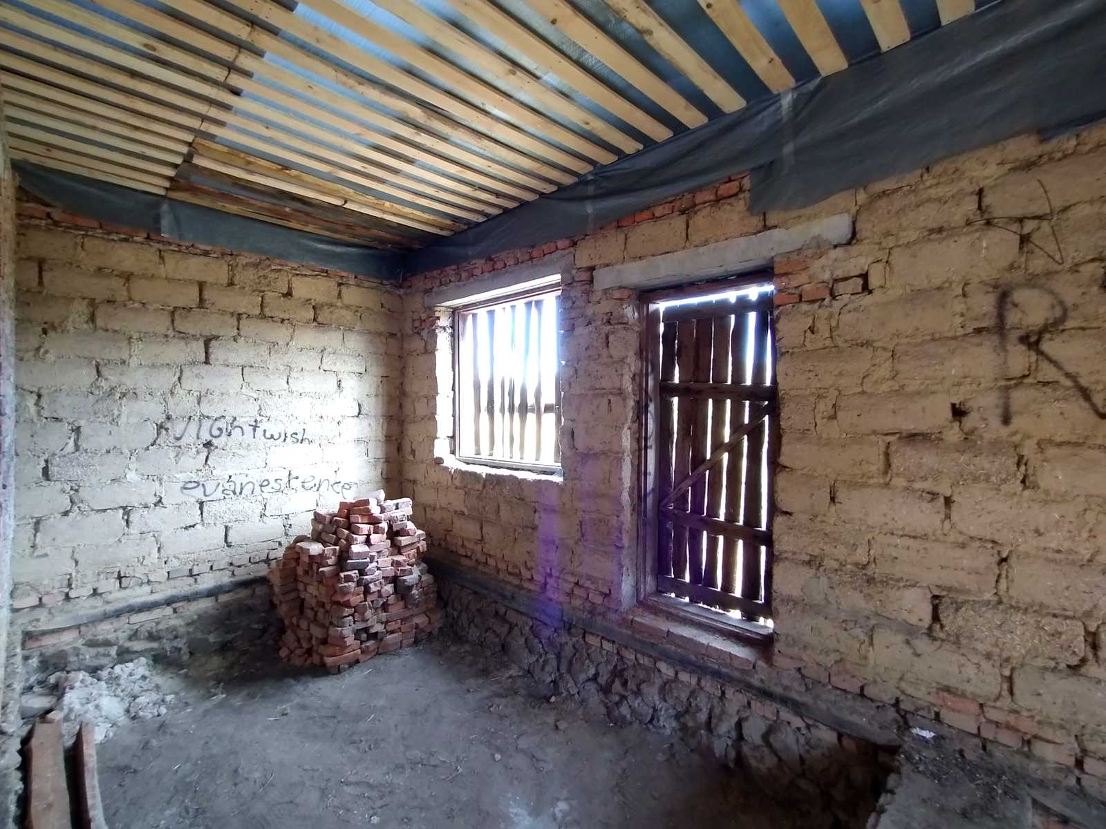 1841533551316079
