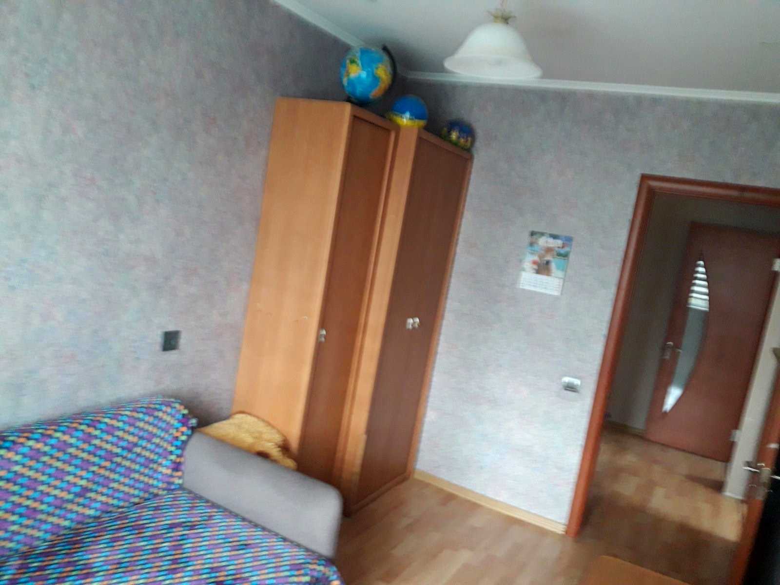 1698841381138169