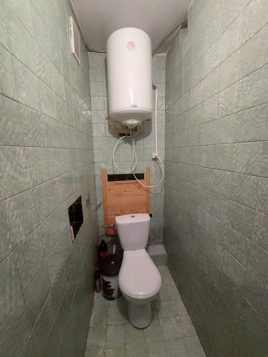 1832915481348916