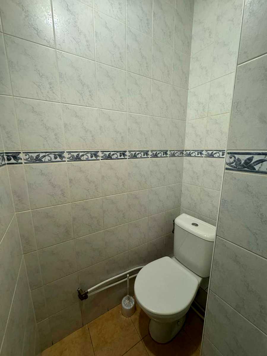 1823967144428213