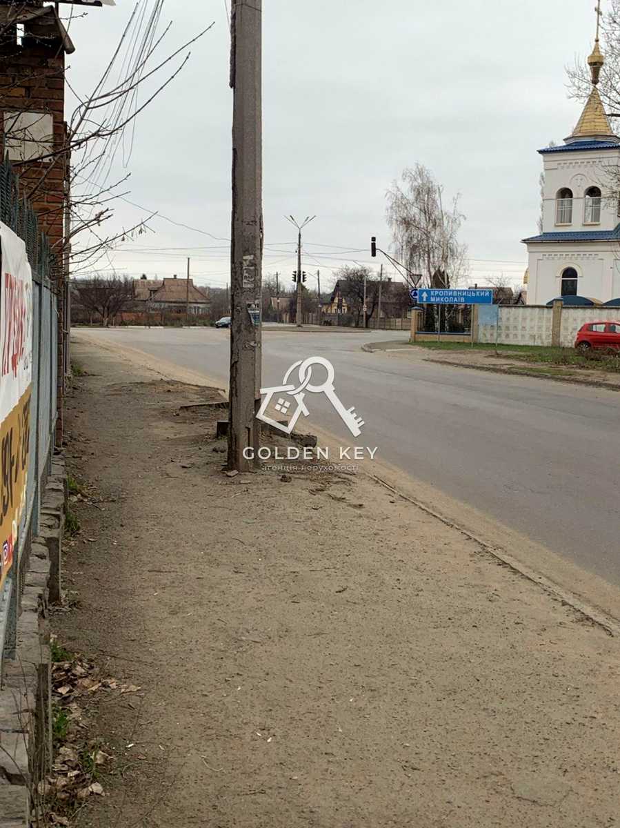1826938005150365
