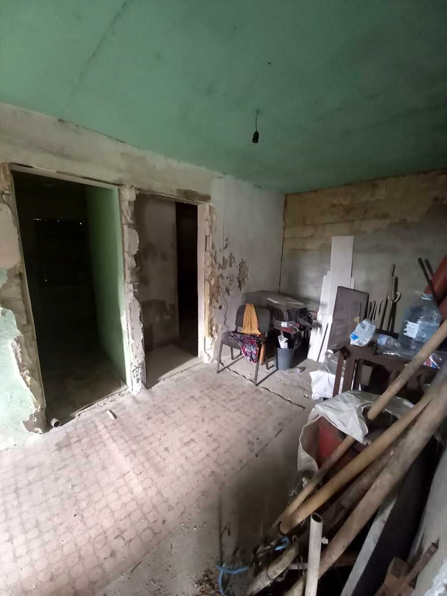 1798920317295879