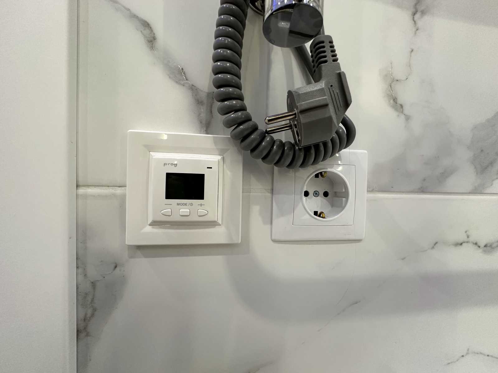 1834031876922150