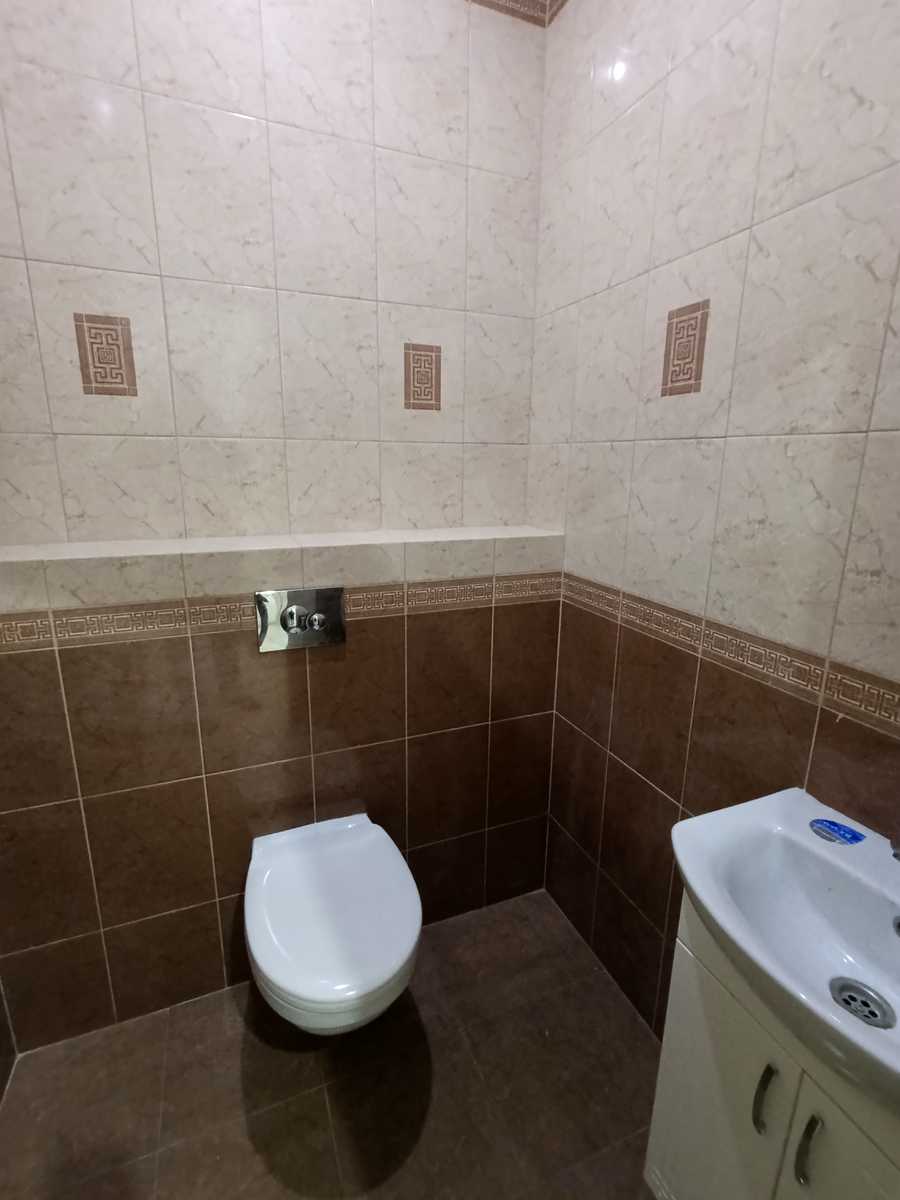 1827827860607183