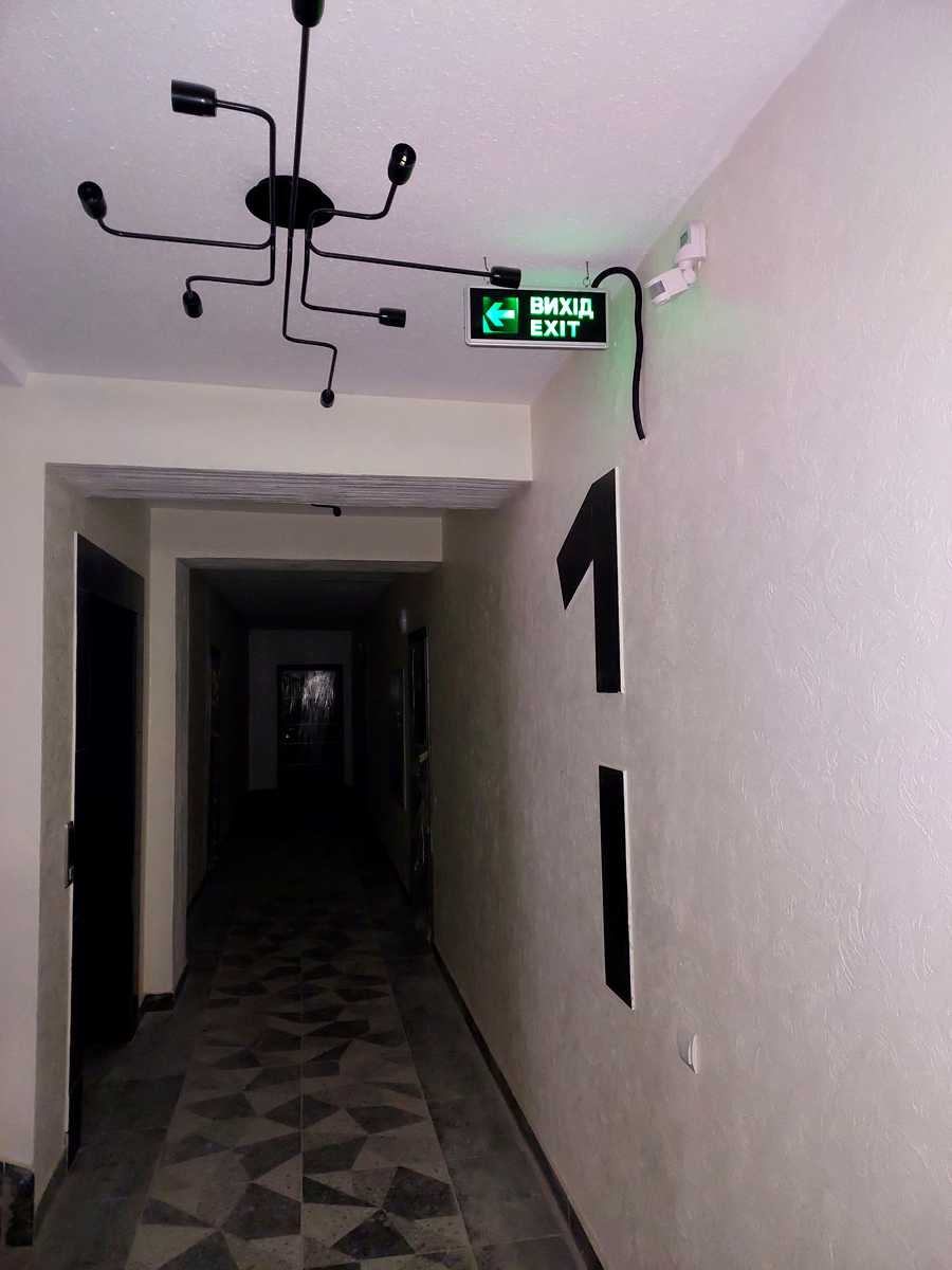 1757534366135585