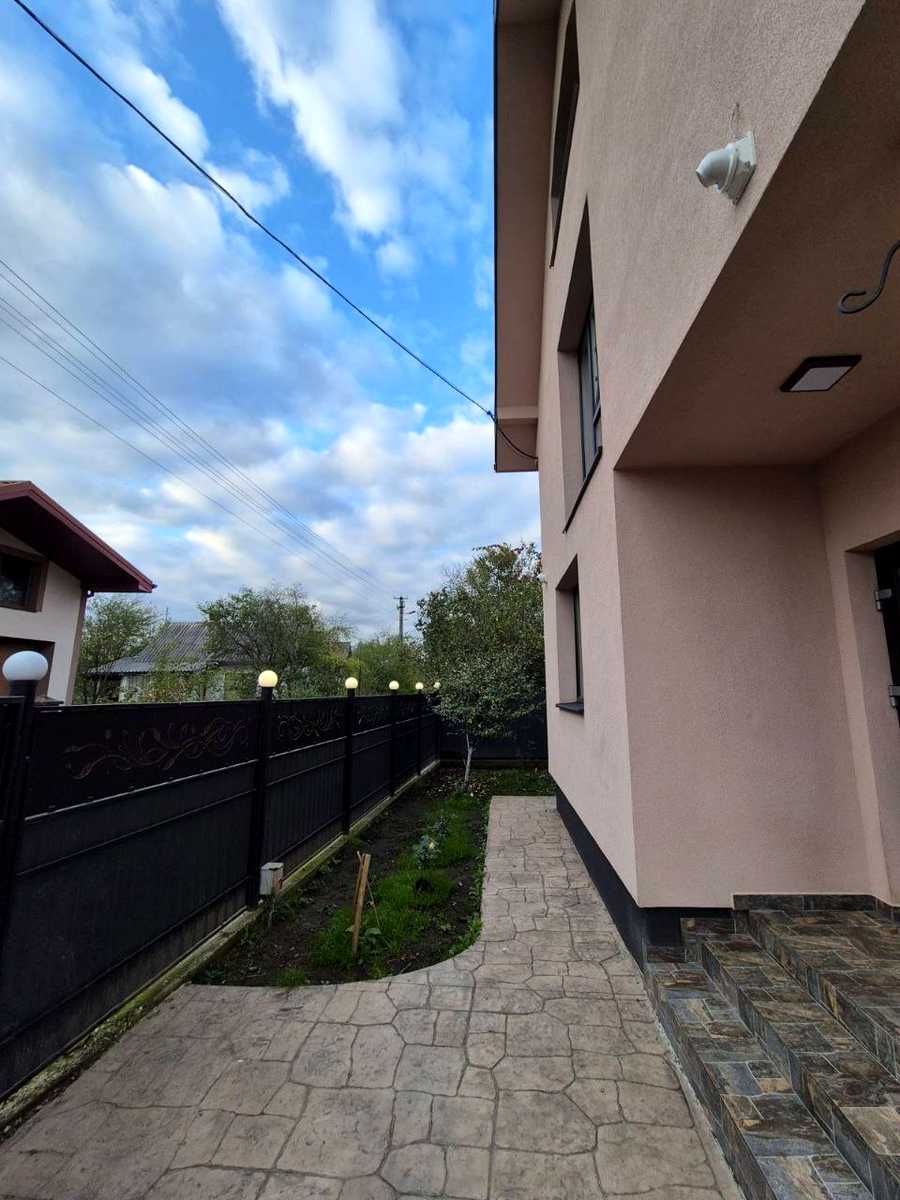 1840419468187676