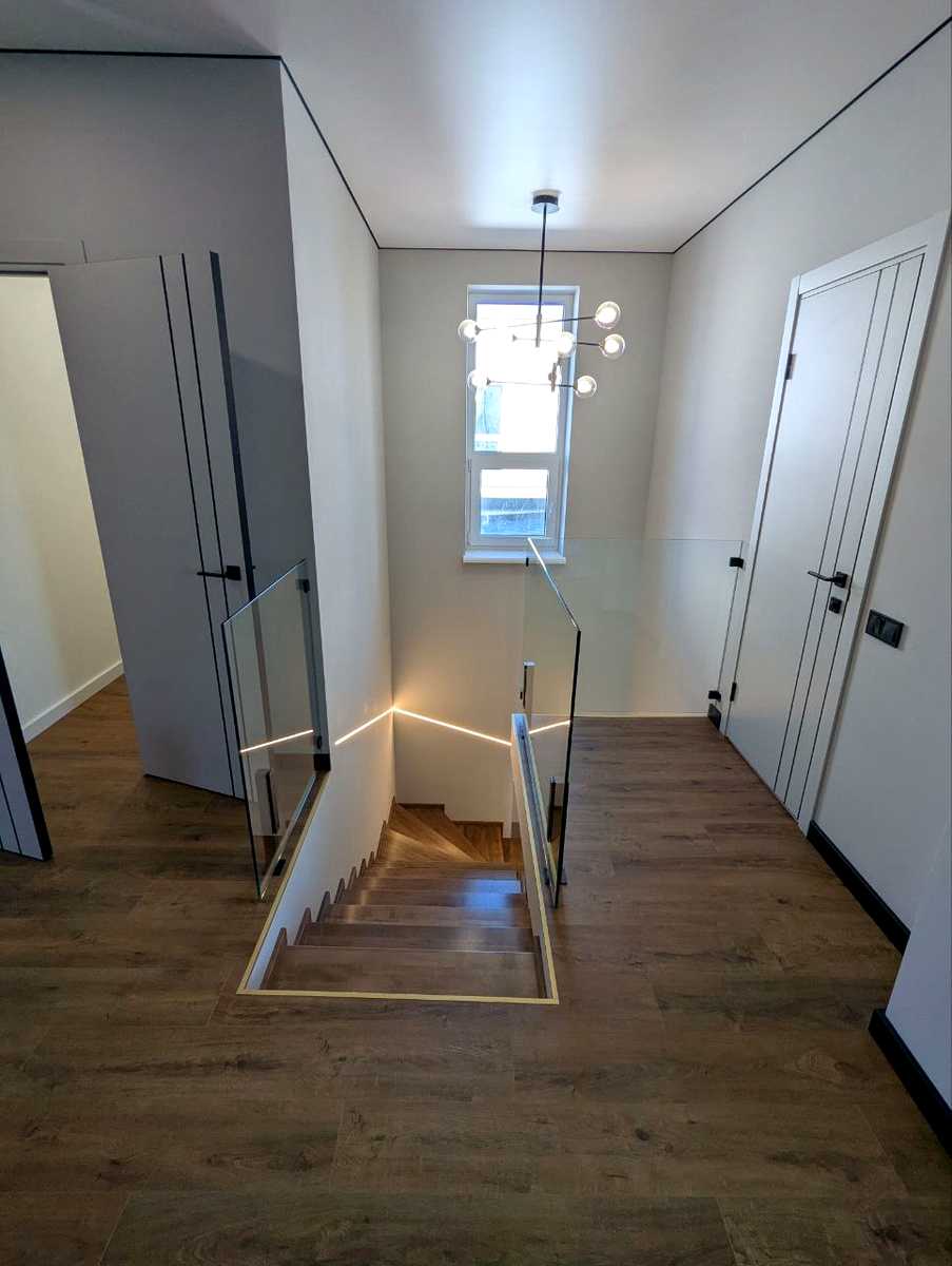 1841787999211240