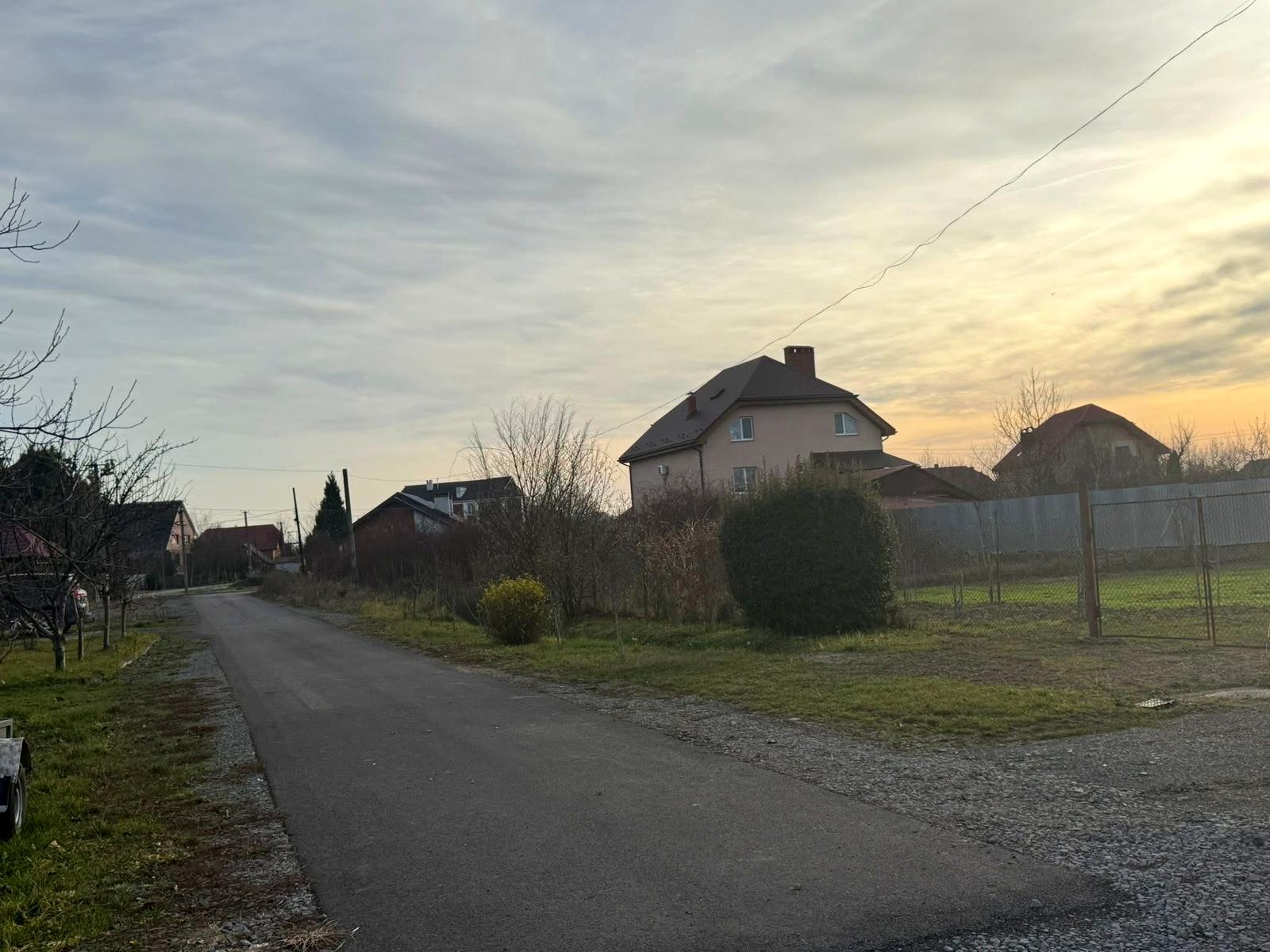 1851046436783687