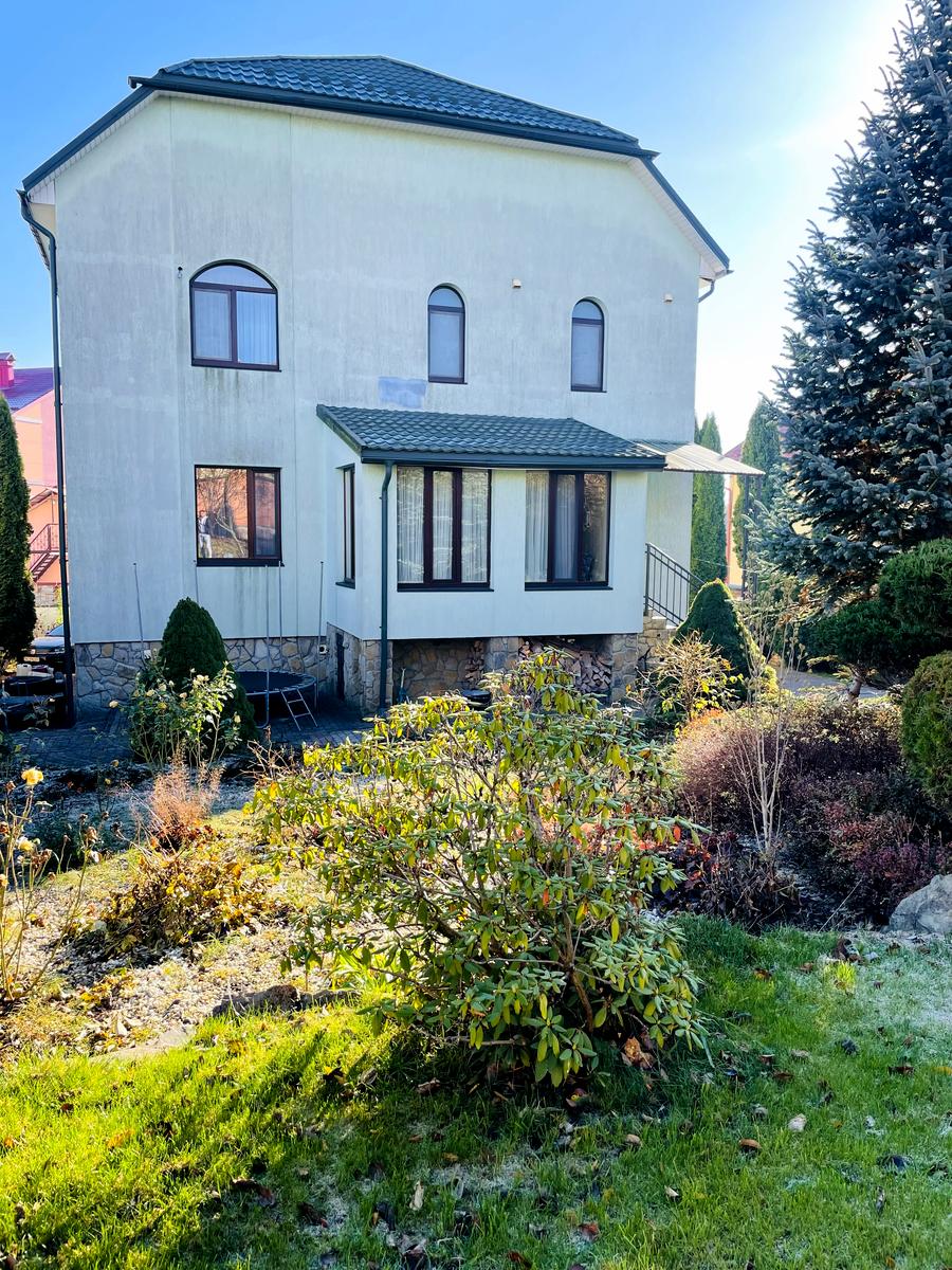 Дом по адресу ул. Салютная (площадь 290 м²) - Atlanta.ua - фото 4