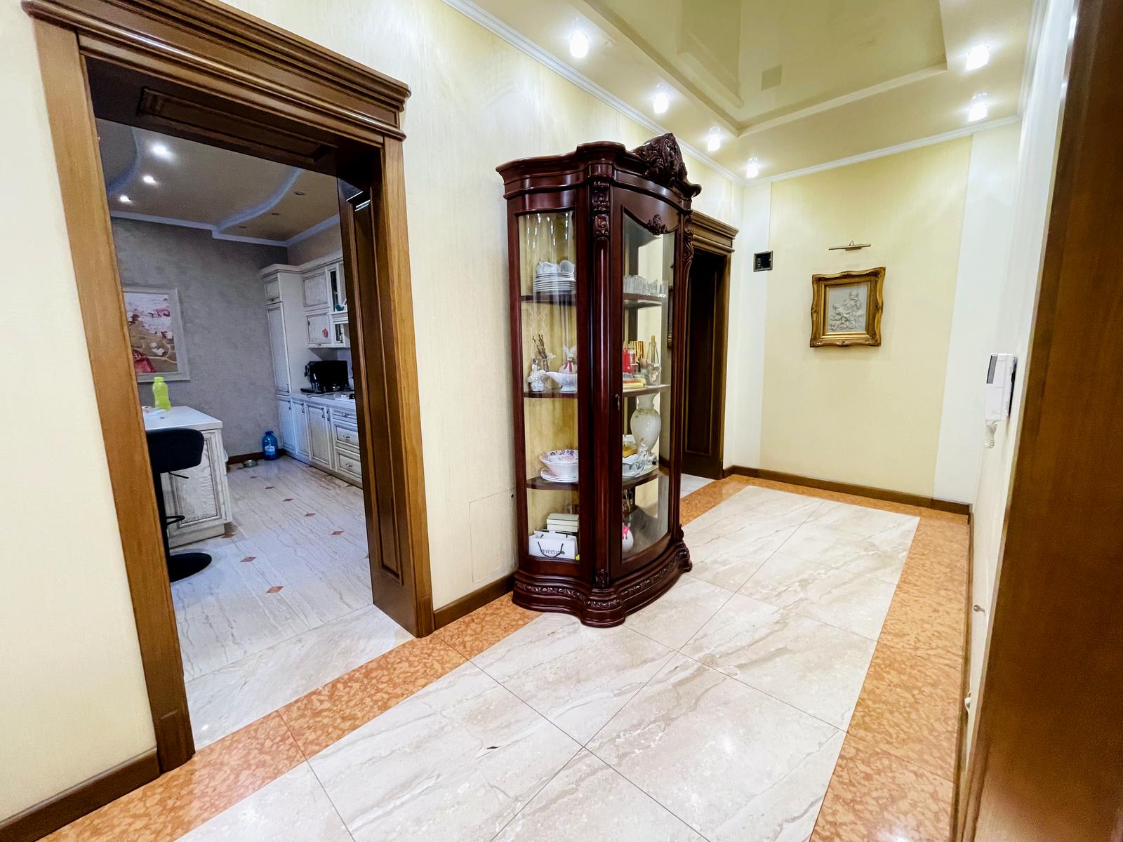 Дом по адресу ул. Салютная (площадь 290 м²) - Atlanta.ua - фото 10