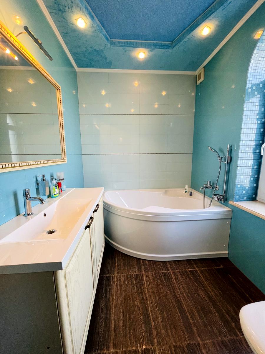 Дом по адресу ул. Салютная (площадь 290 м²) - Atlanta.ua - фото 23