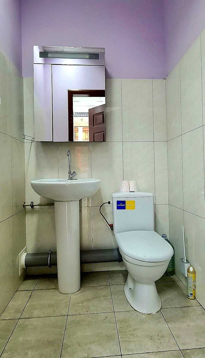 1851280047533319