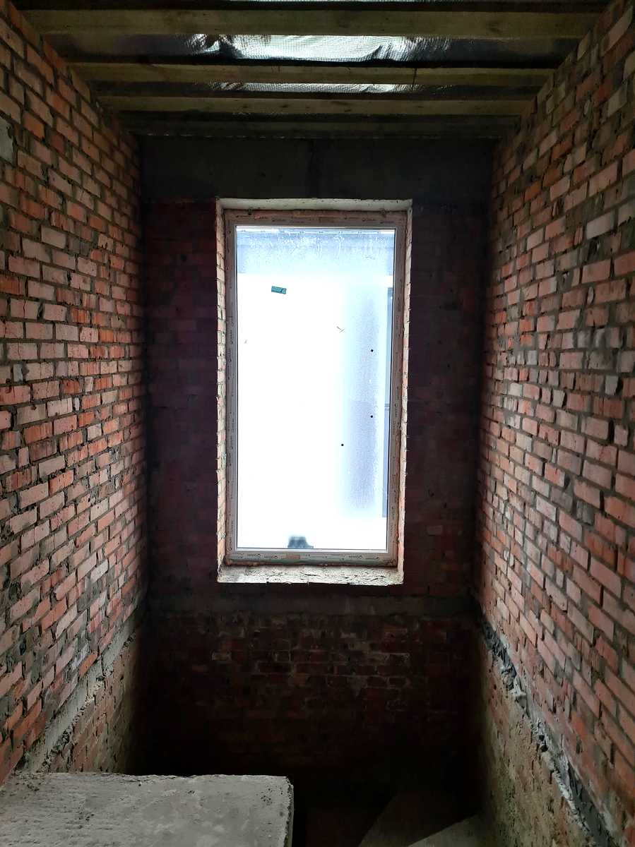 1851404849004303
