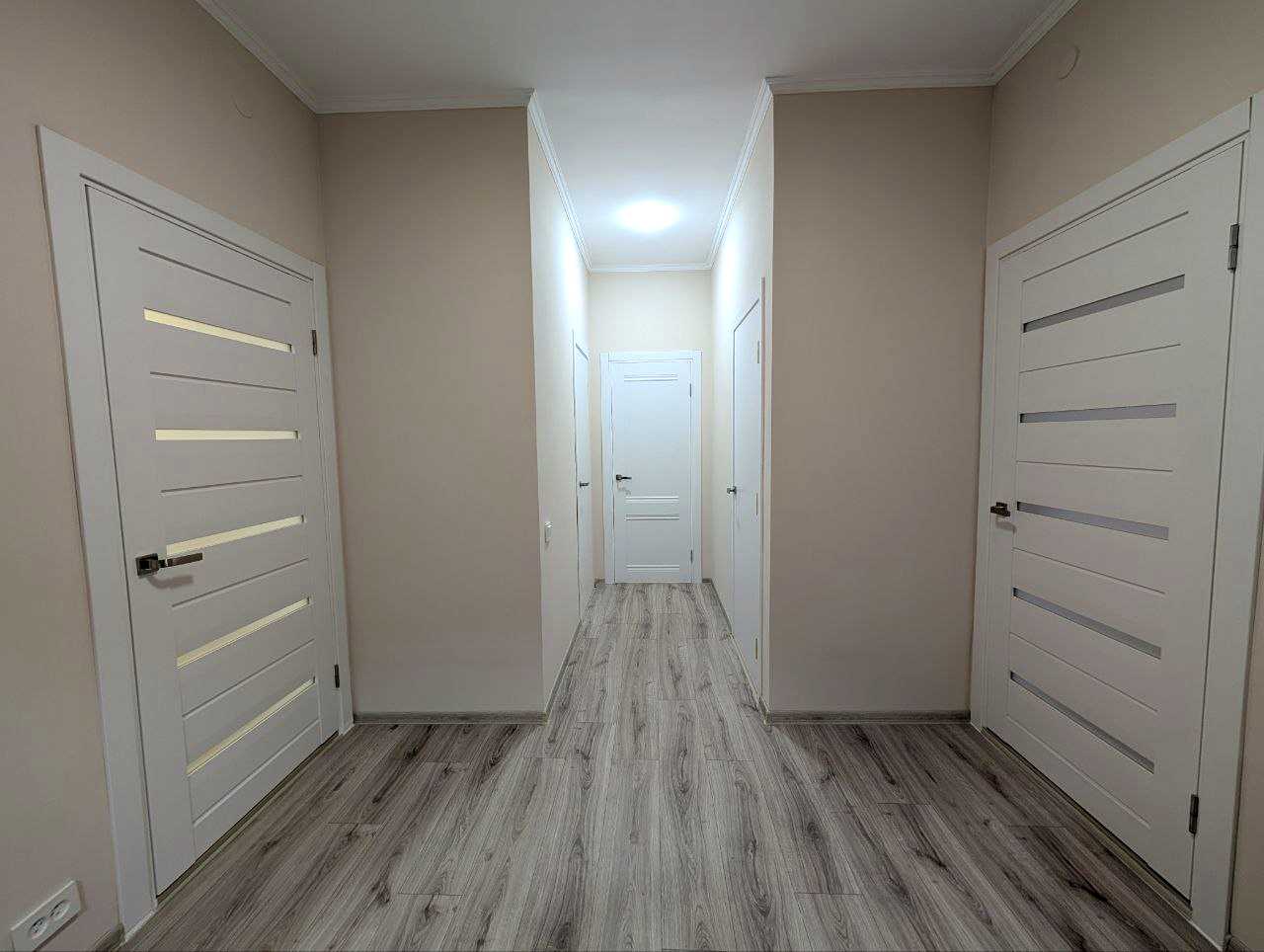 1851484303958686