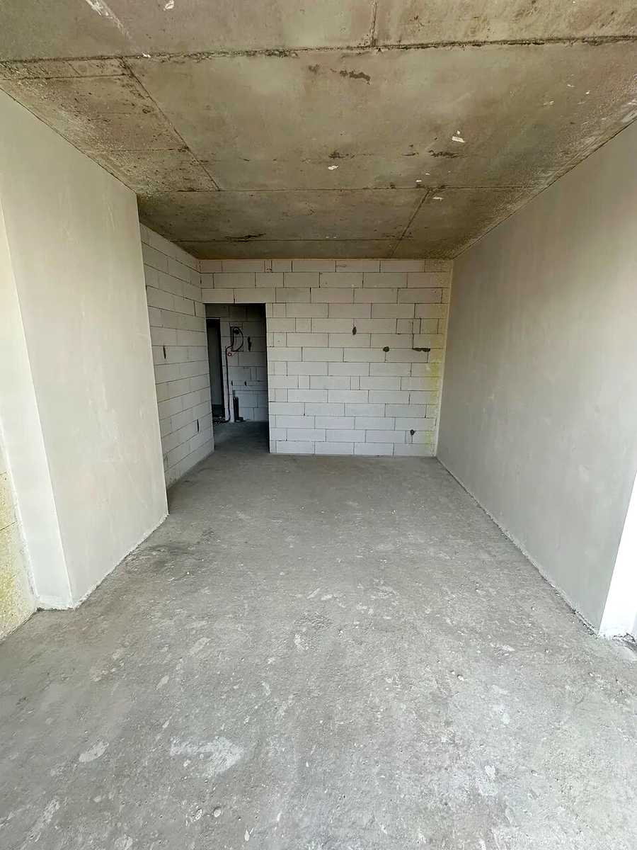 1851574736085453