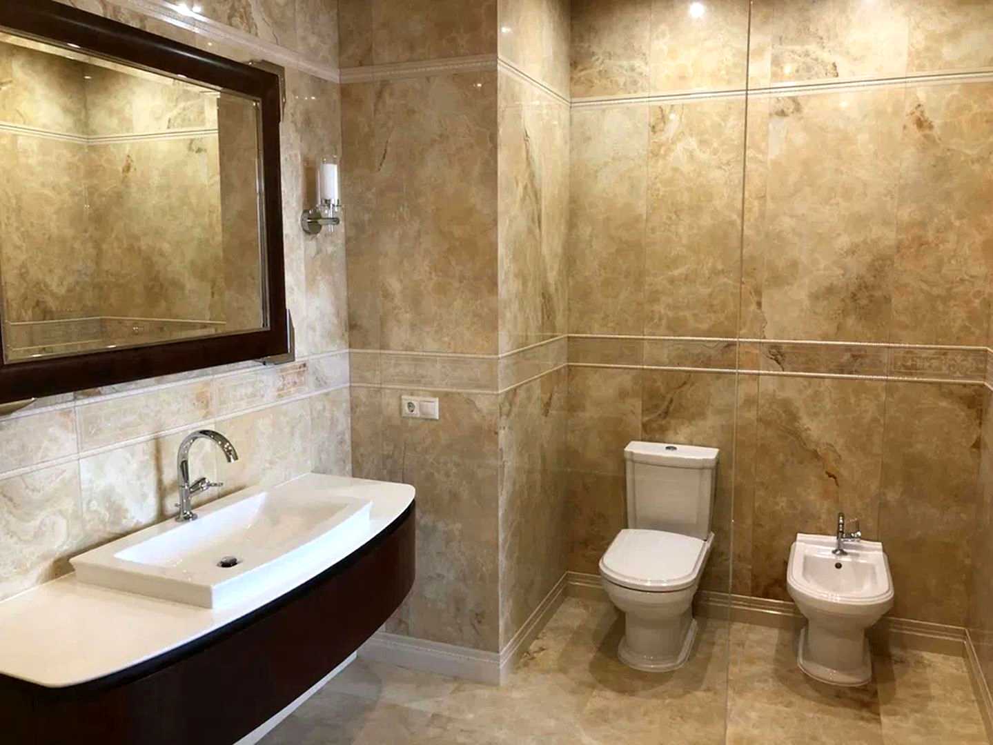 1851666065747462
