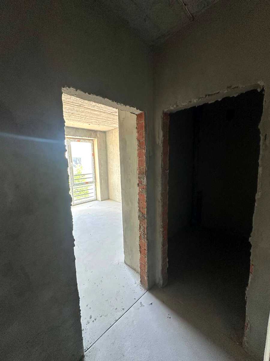 1851742323258706