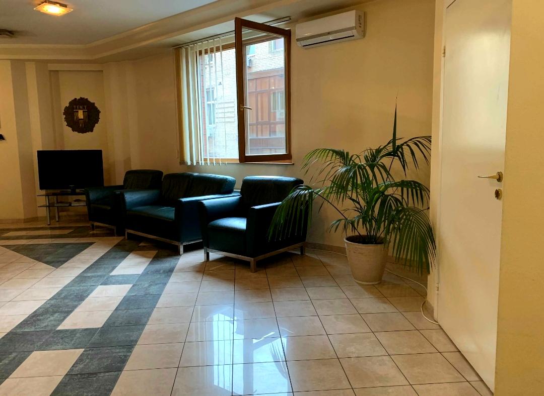 Commercial real estate at (area 305 m²) - Atlanta.ua - photo 2