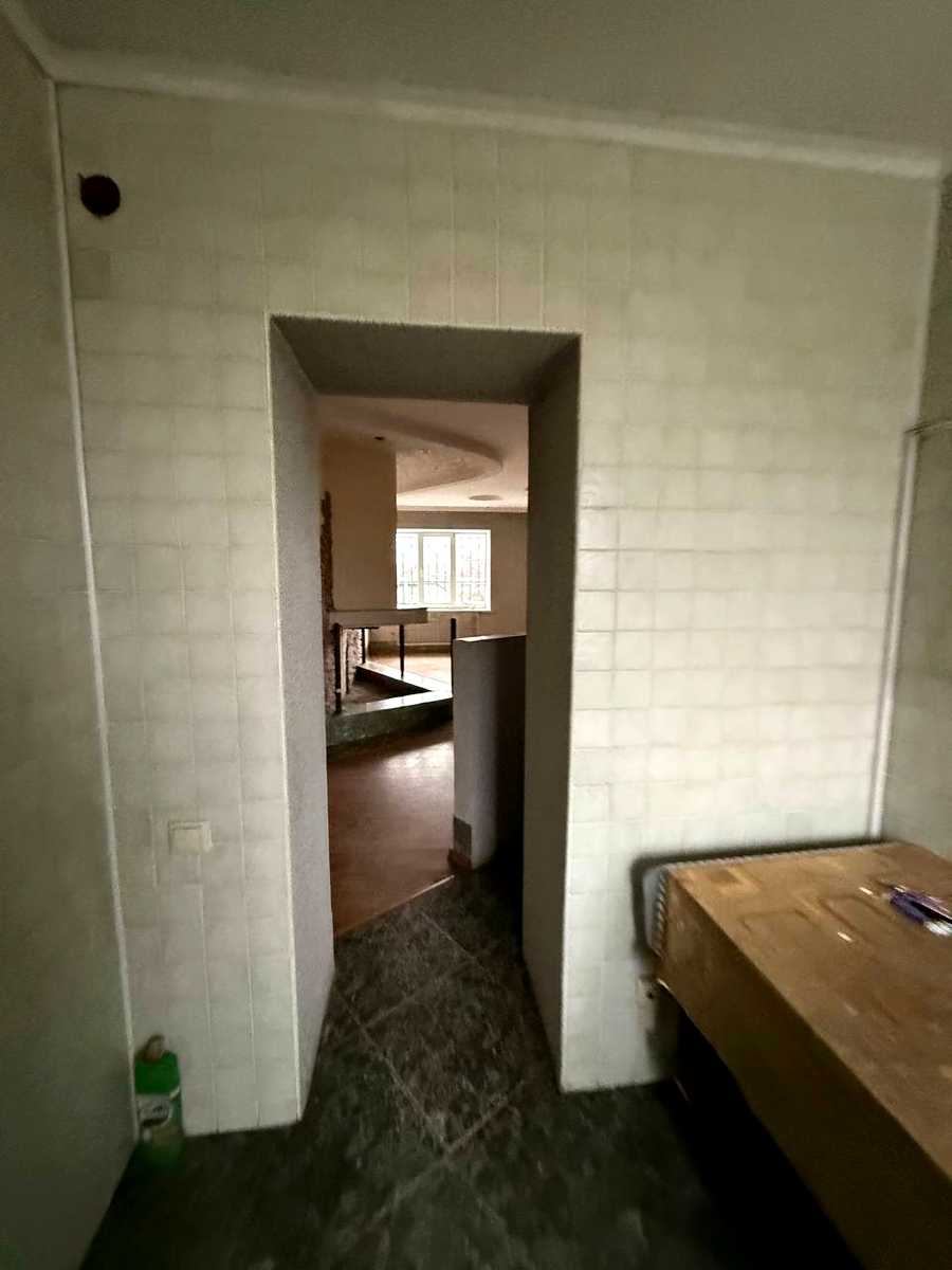 1851761939975208