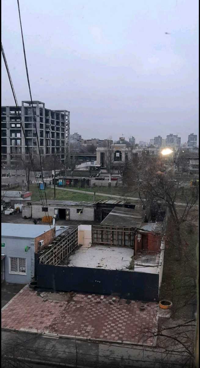 1851782876005857