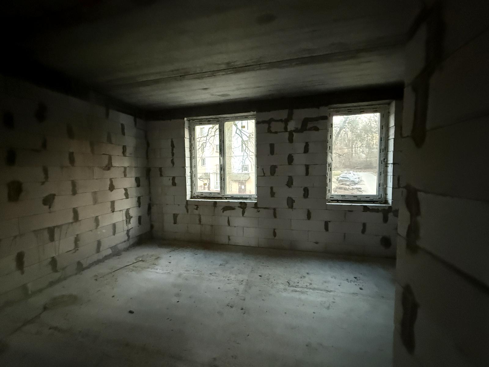 1851856663154677
