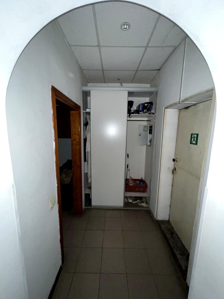 1851861038464069