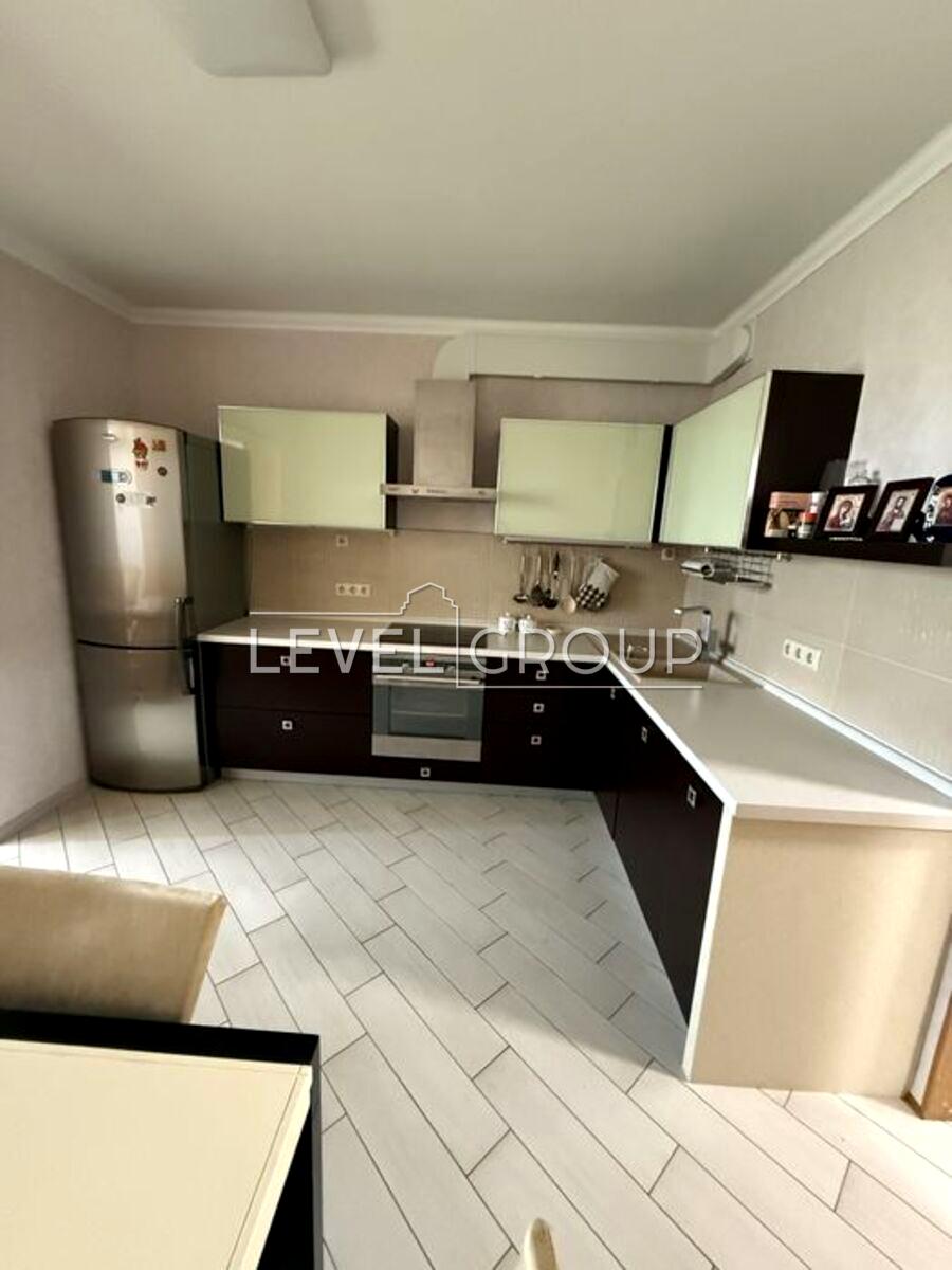 2-кімнатна квартира за адресою вул. Ернста (площа 64 м²) - Atlanta.ua - фото 2