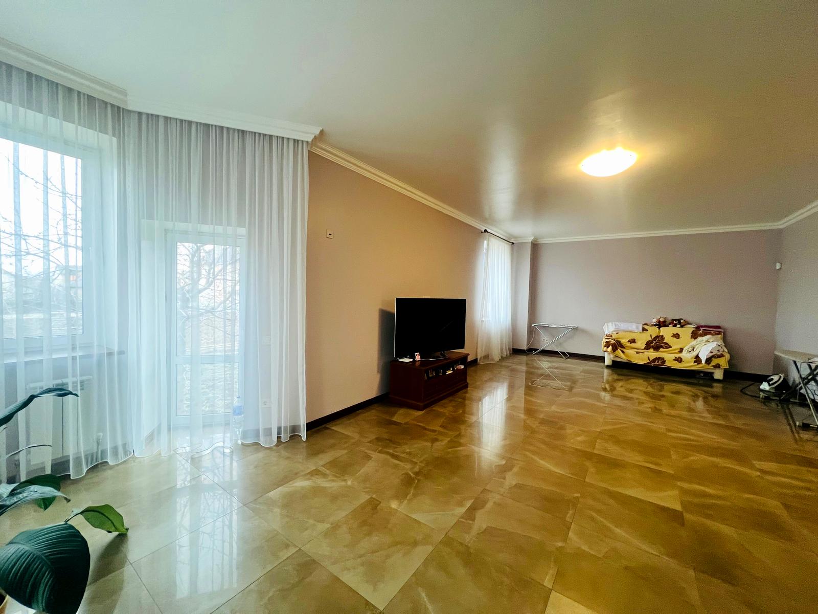 Будинок за адресою вул. Боголюбова (площа 375 м²) - Atlanta.ua - фото 14