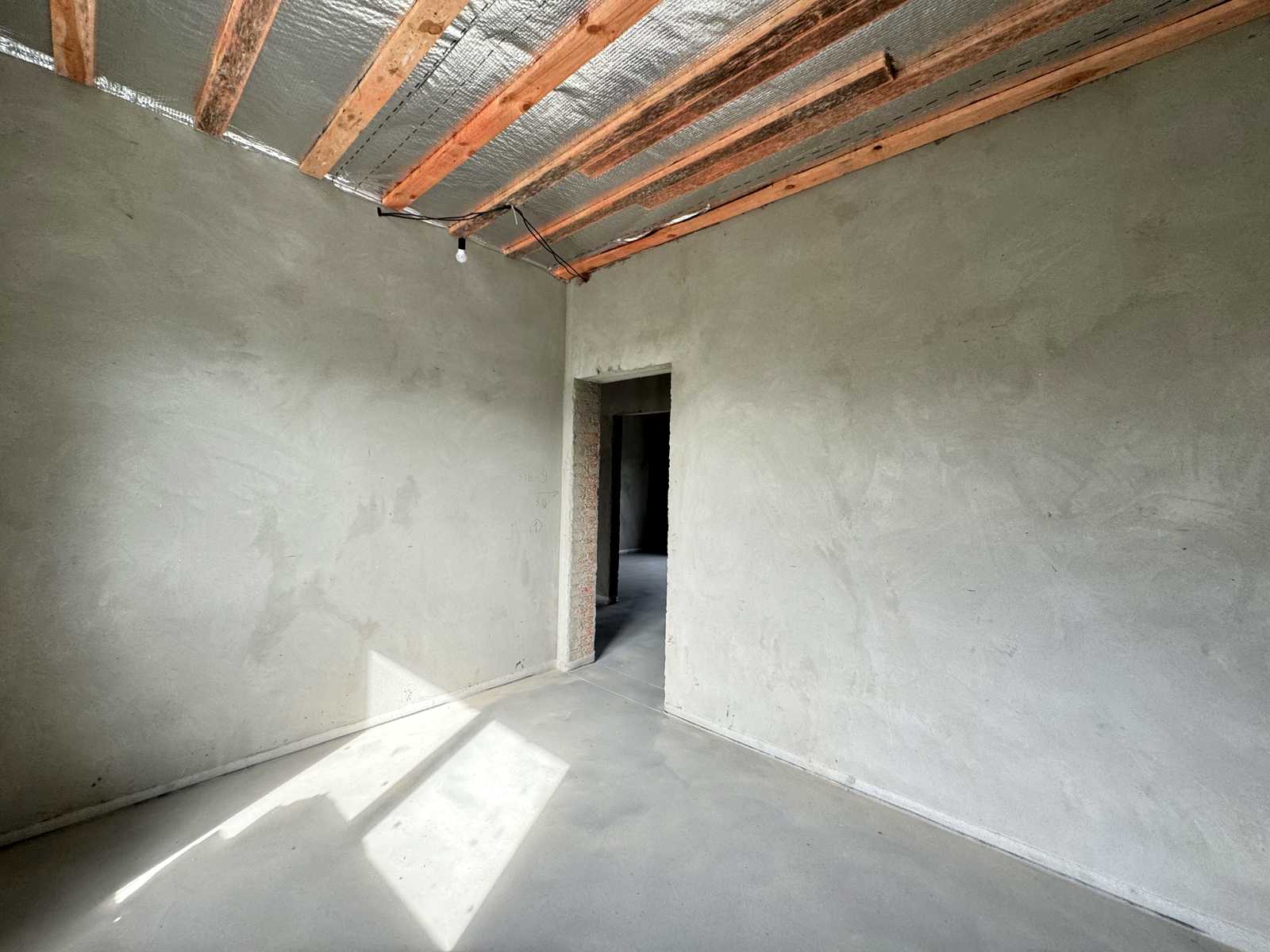1852146127531819