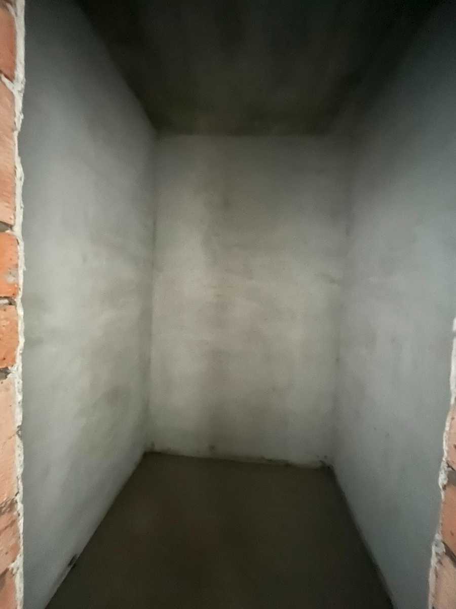 1852198044637422