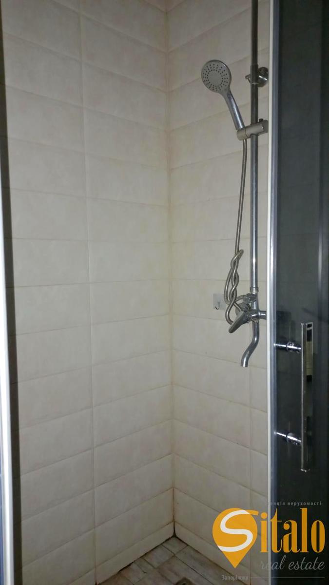 1852369393129088