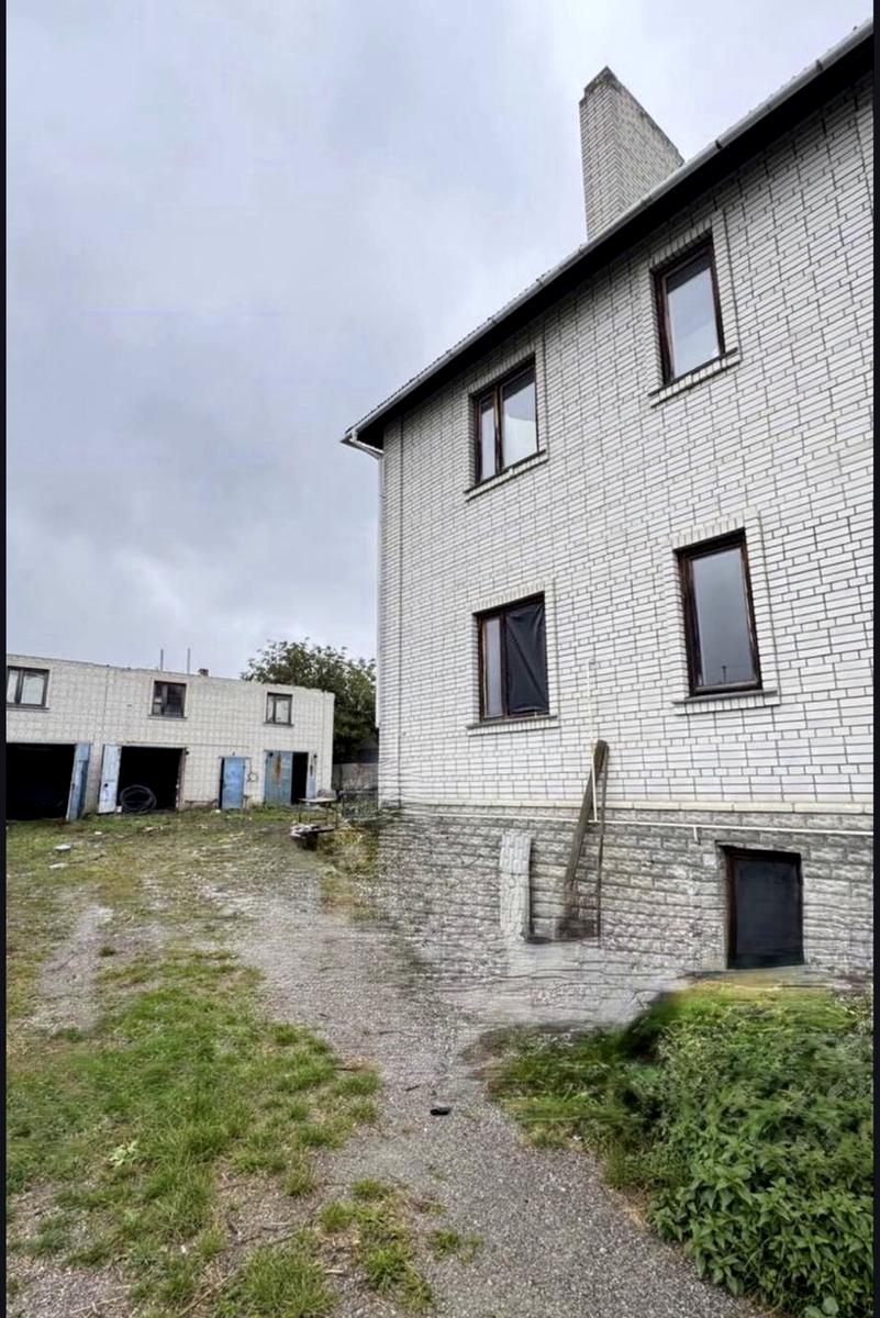 1852395180897263