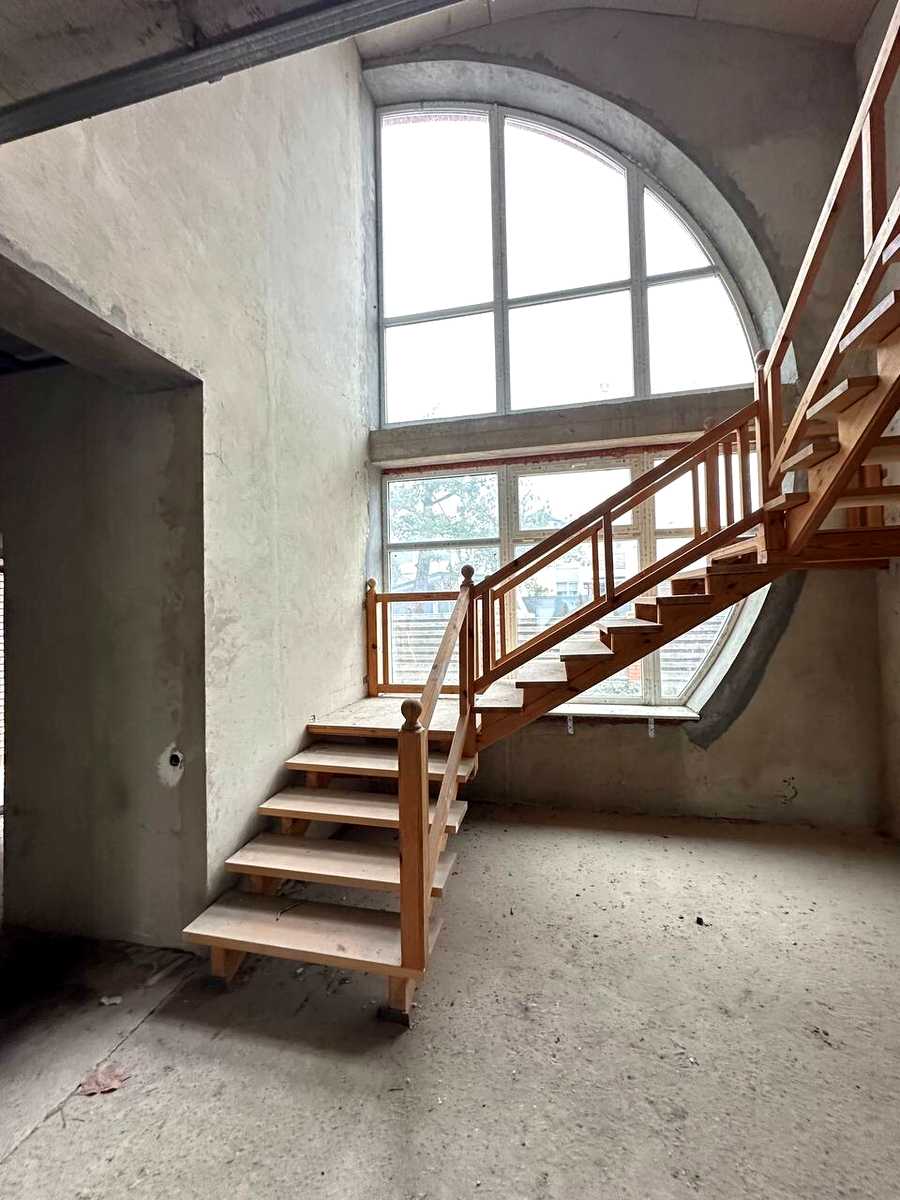 1852453012913714