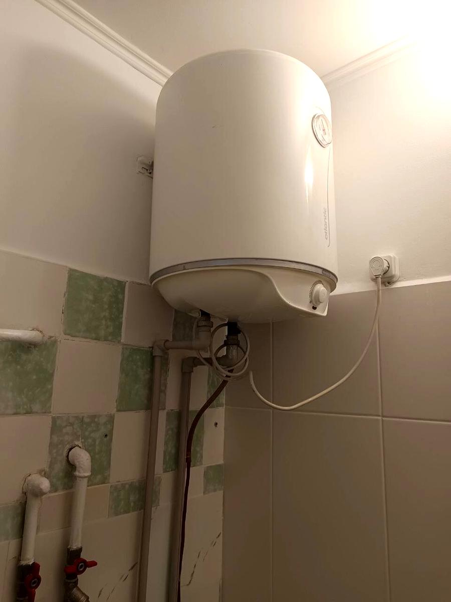 1852590381969309