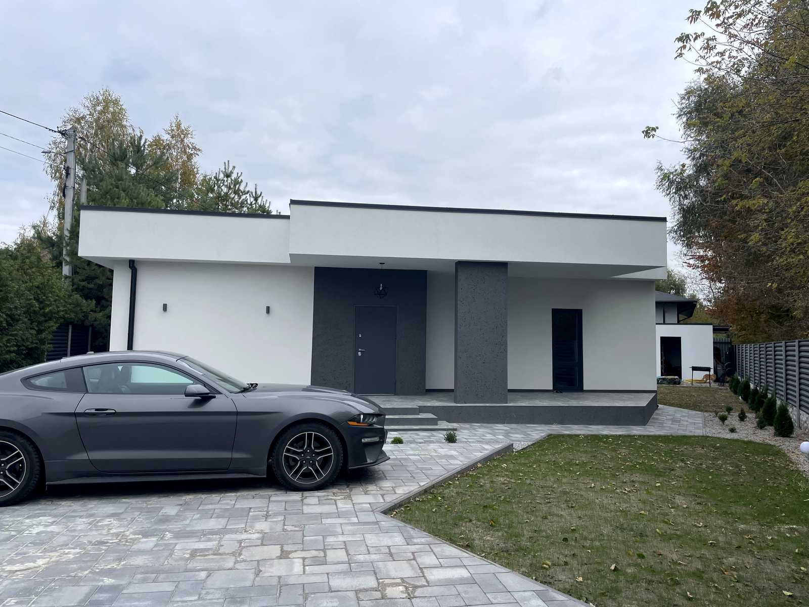 1852925747106476