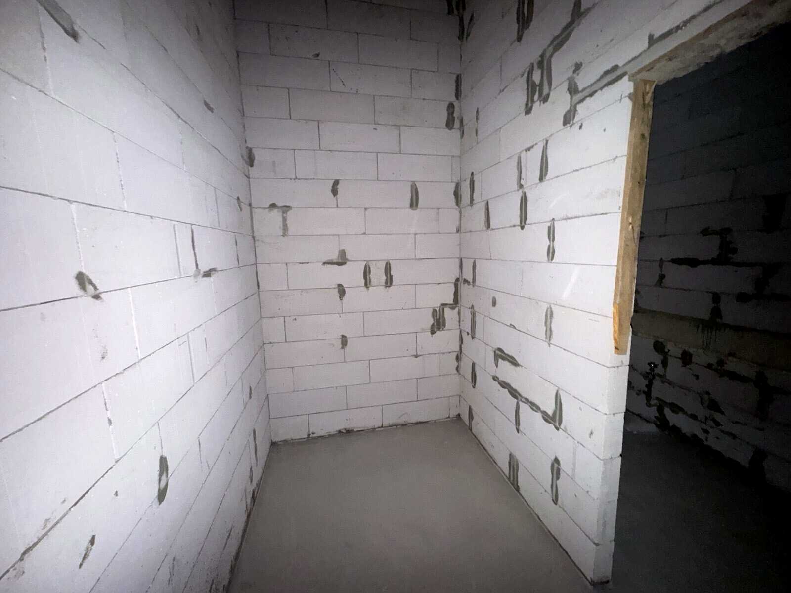 1852931929622214