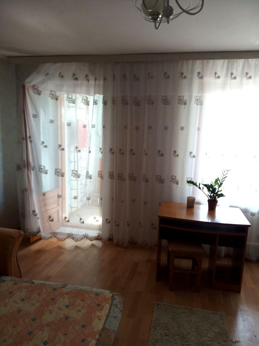 1853400761694264