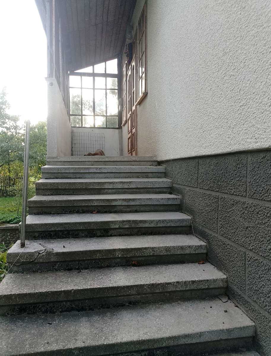 1853552813440679