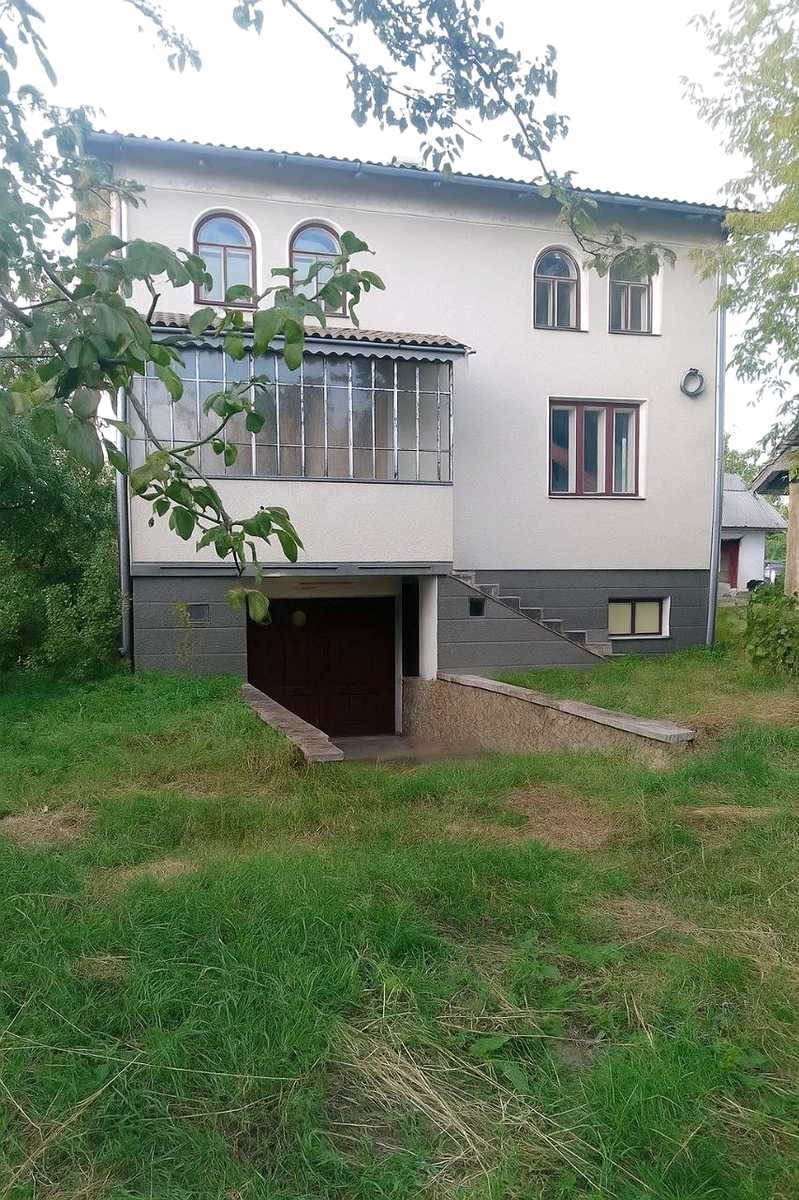 1853552815568675
