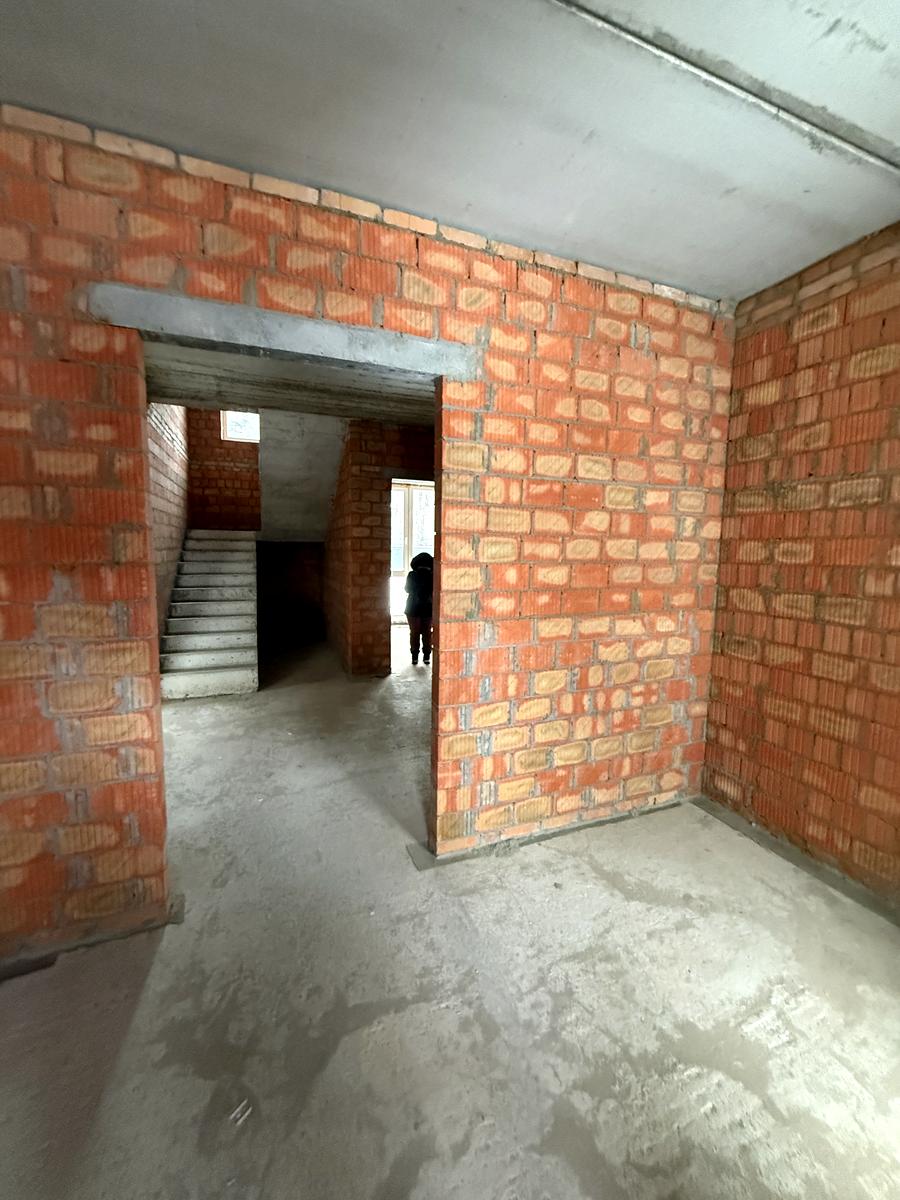 1853643854193588