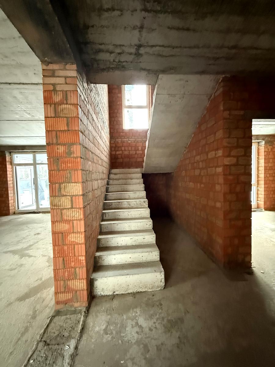 1853643857338601