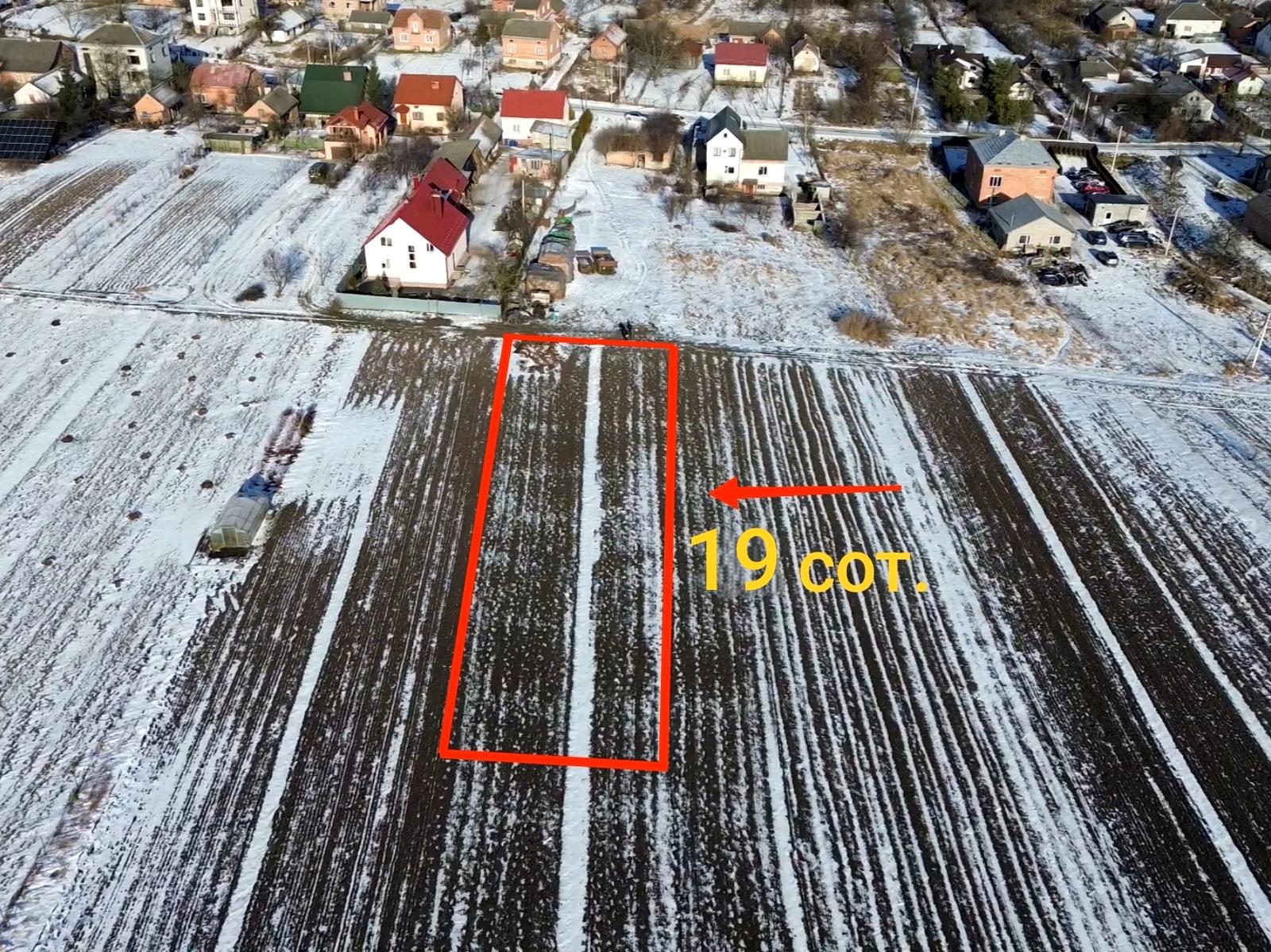 1853648067918559