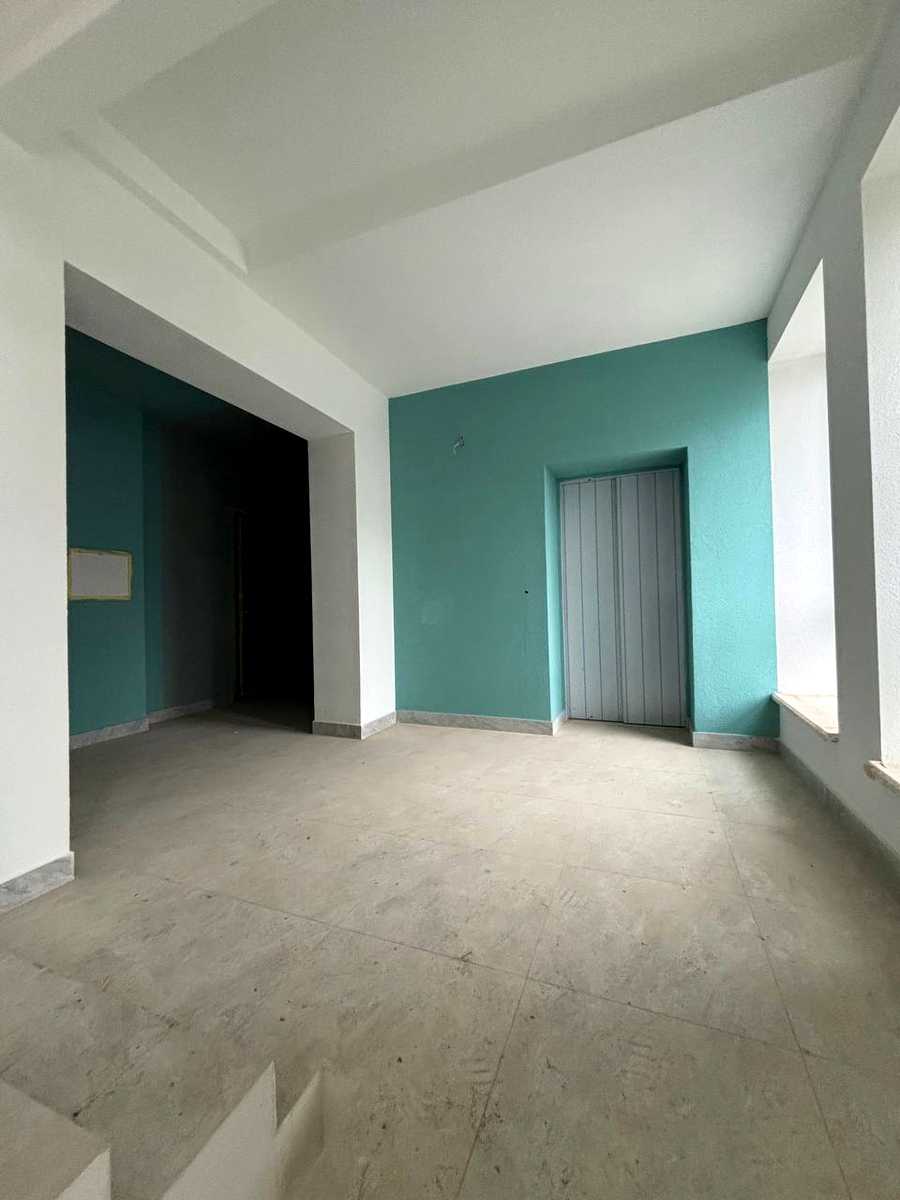 1853649996438385