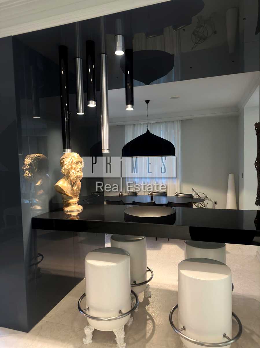 1853732129166225